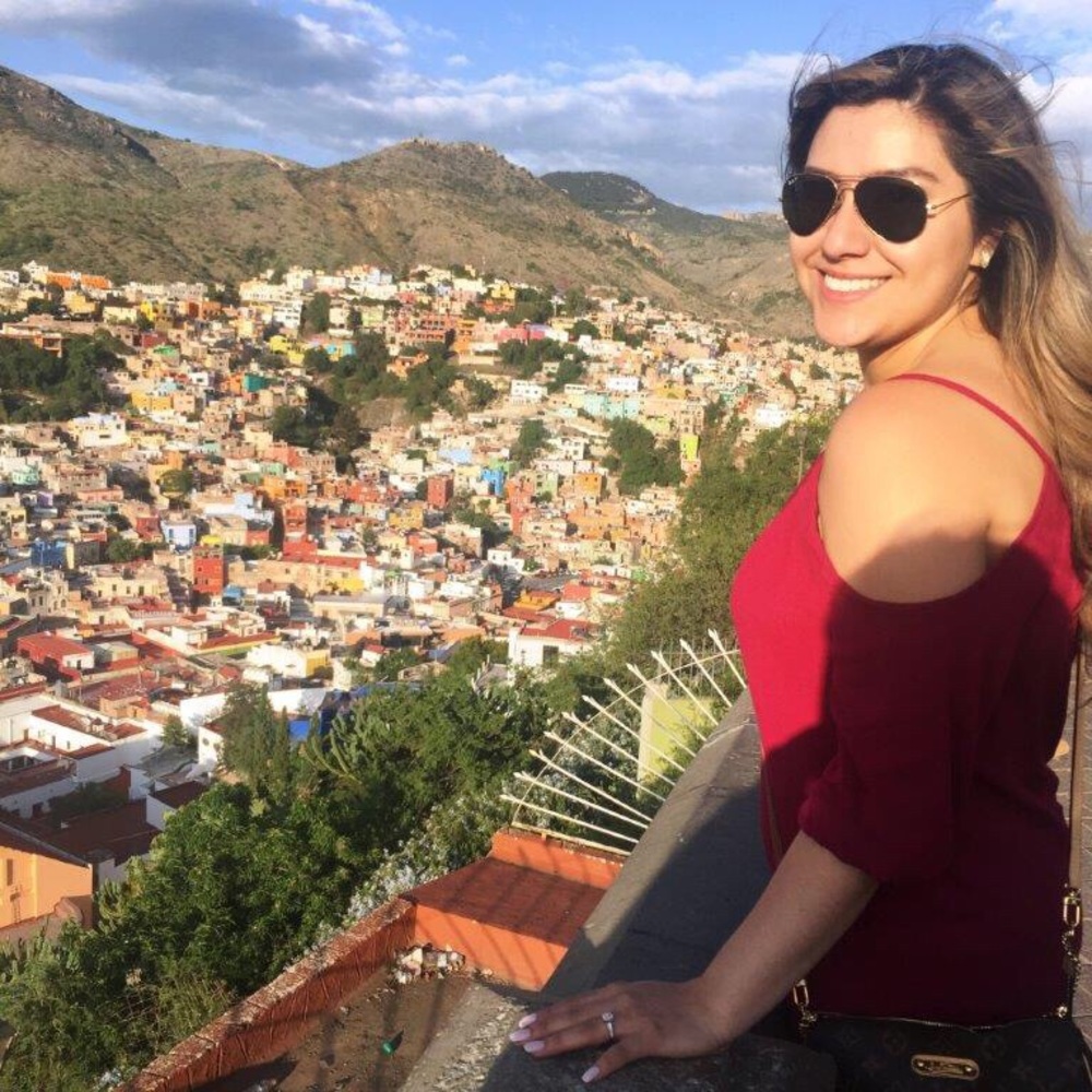 Meet your posher, Stephanie!